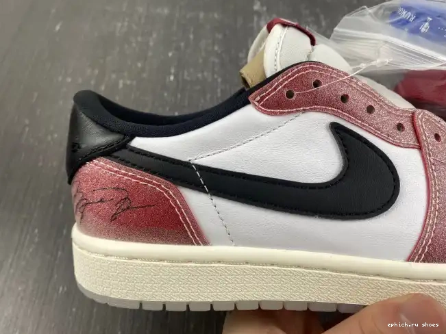 Rep X JORDAN TROPHY LOW BLACK' 1 AIR OG ROOM FN0432-017 'RED 0424